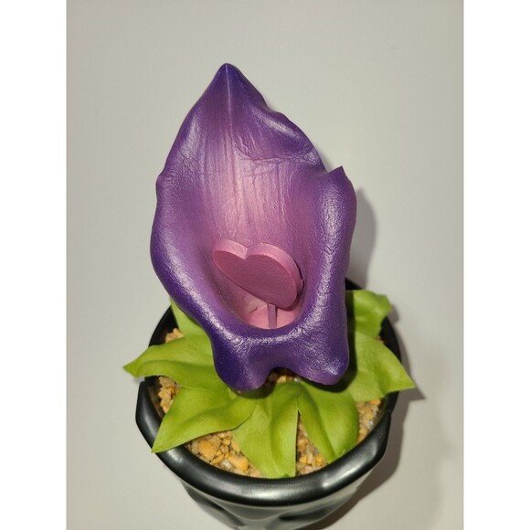 Disney World Black Panther Faux Flower Planter Wakanda Forever Purple Black Rare - Picture 2 of 2
